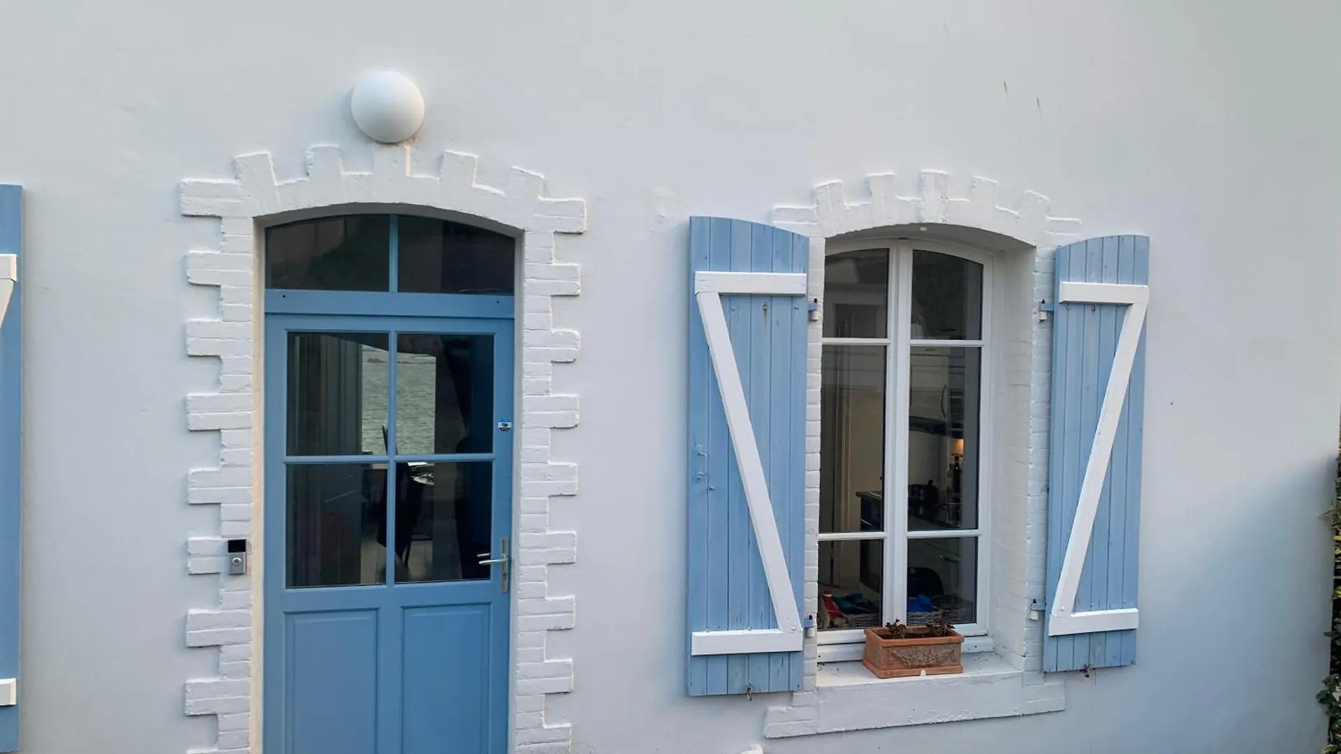 Ferienhaus Villa Ty Kervigorn Les Pieds Dans L'Eau Saint-Pabu  Frankreich